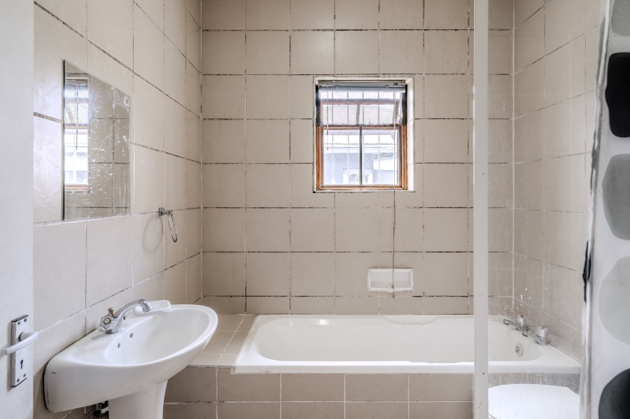 7 Bedroom Property for Sale in Bo Kaap Western Cape